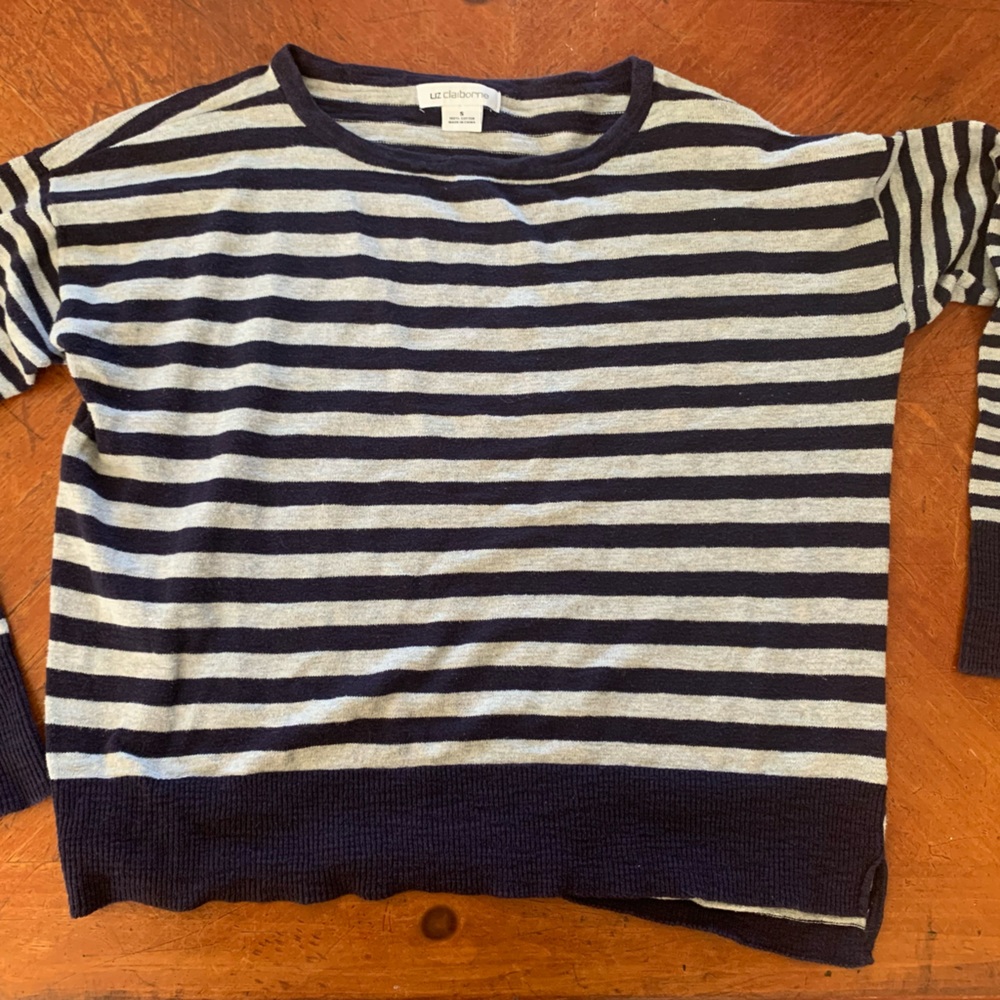 Liz Claiborne sweater shirt